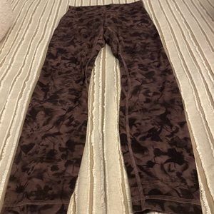 Lululemon size 4 leggings tie dye print